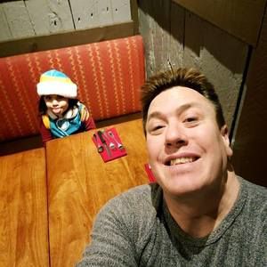 Meet your Posher, Justin